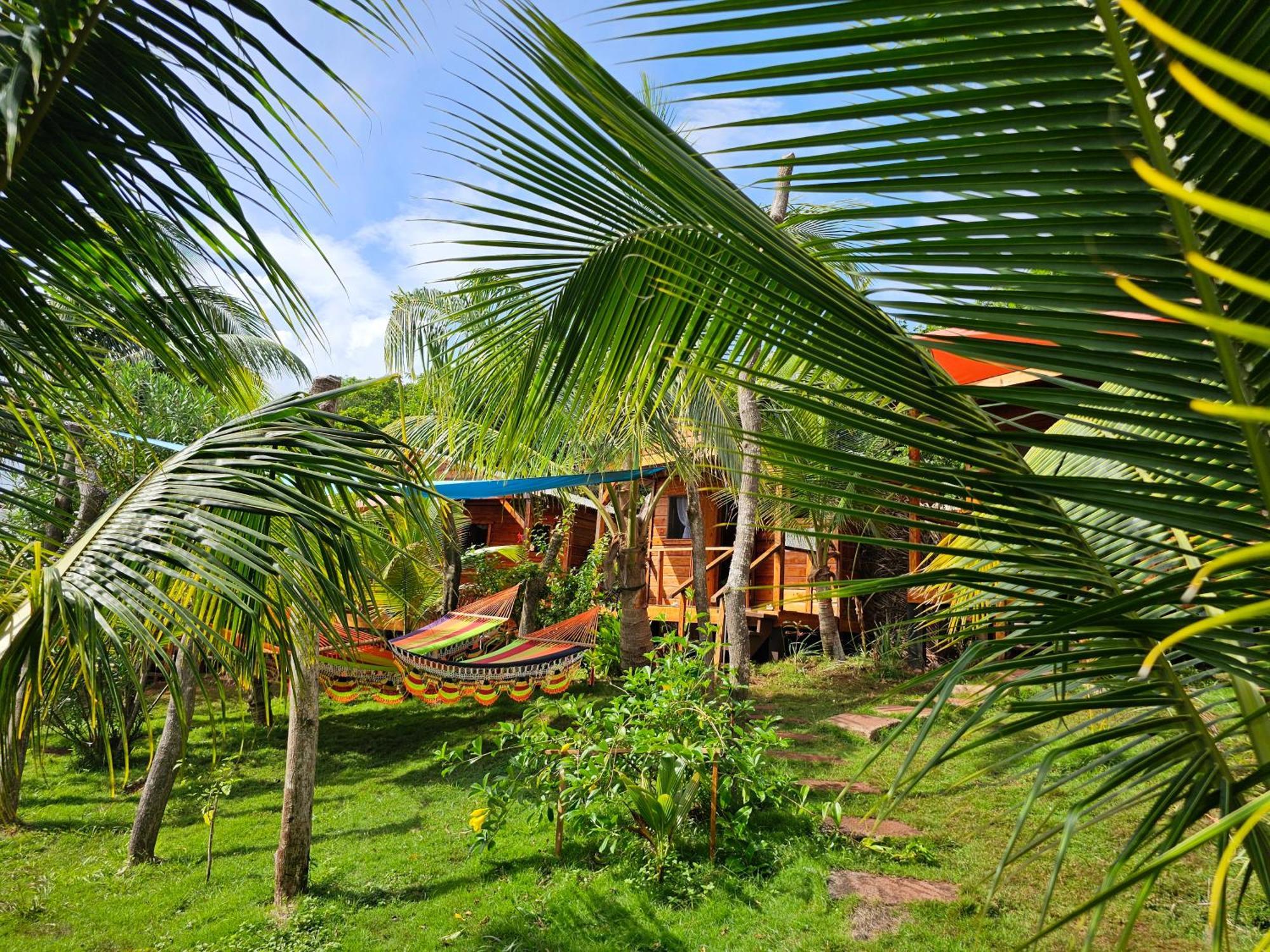 The Lighthouse Retreat, Little Corn Island, Nicaragua Hotel Bagian luar foto